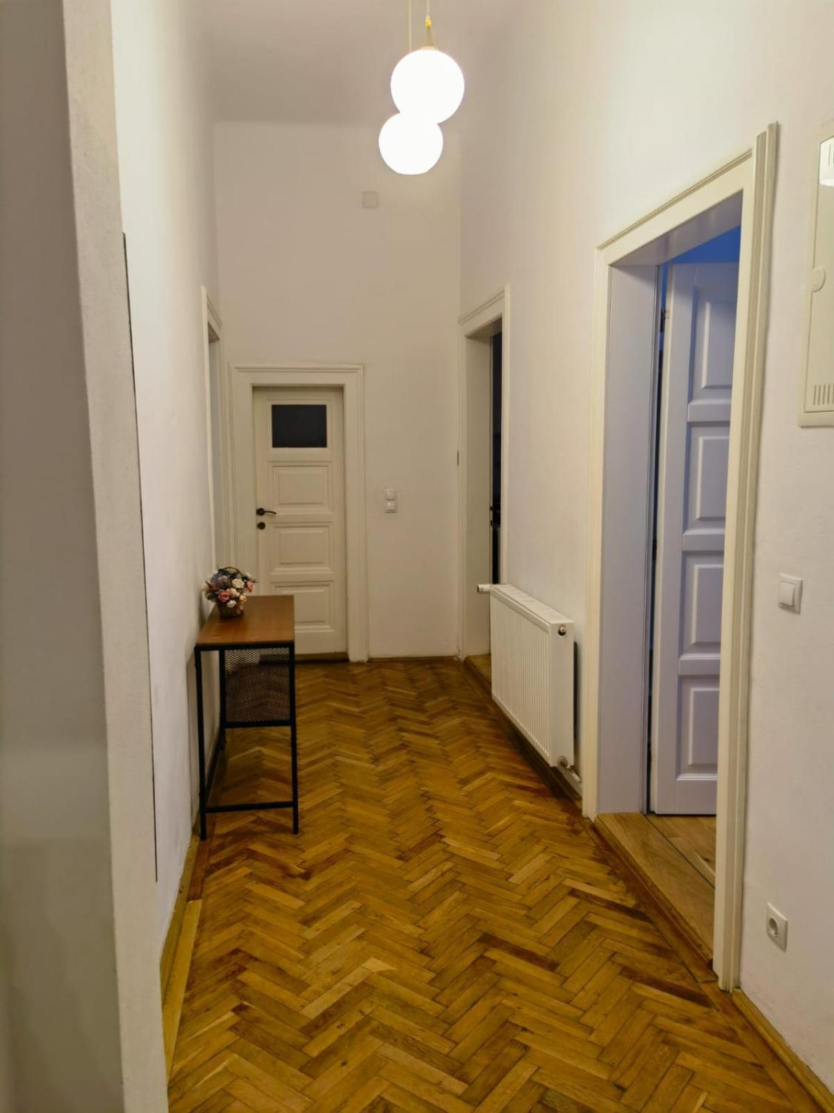 Emerald Old Town Σίμπιου Εξωτερικό φωτογραφία